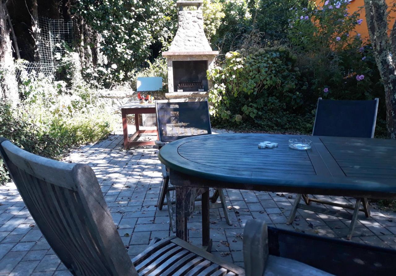 Casa Gwendoline - Albergue / Hostel / Al - Caminho Da Costa วีลาโนวา เด เซอร์เวย์รา ภายนอก รูปภาพ